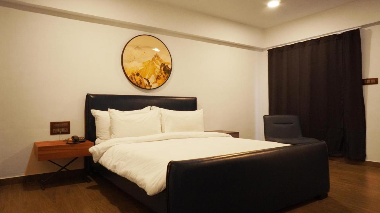 Shanti Resorts Valsad Екстериор снимка