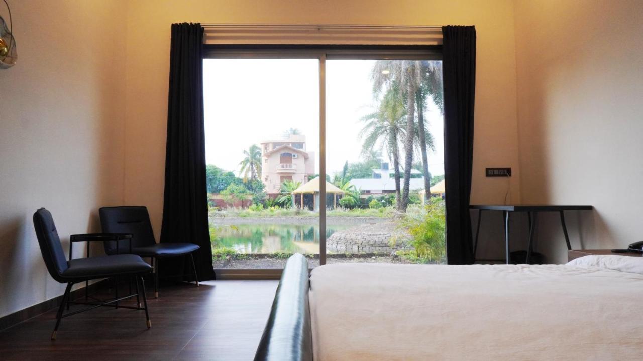 Shanti Resorts Valsad Екстериор снимка